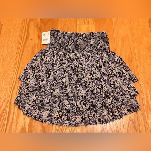 NEW! FREE PEOPLE Crinkle Pleat CONVERTIBLE ASYMETRICAL Smocked TOP SKIRT Size S - Picture 2 of 7